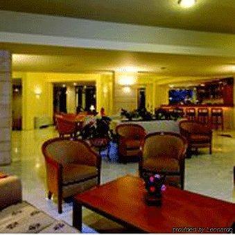Margarita Beach Hotel Agia Marina  Bagian luar foto