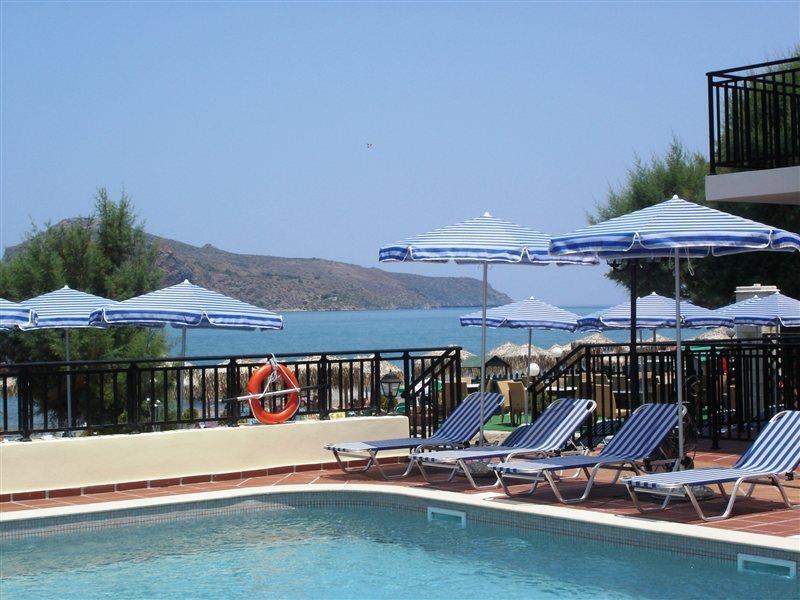 Margarita Beach Hotel Agia Marina  Bagian luar foto
