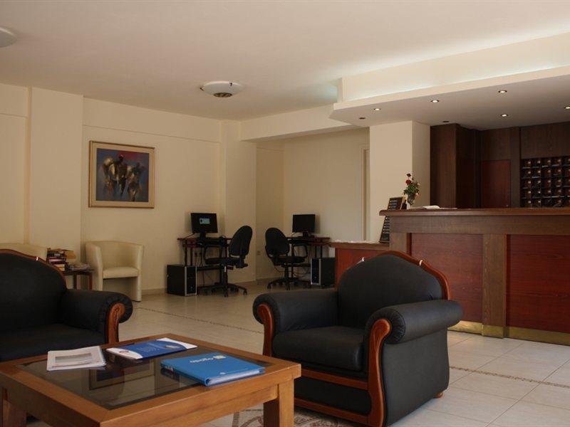 Margarita Beach Hotel Agia Marina  Bagian luar foto